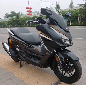 进口本田佛沙300重机宝马踏板c650gt巡航车雅马哈nmax155摩托车