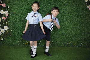 二小小学生校服