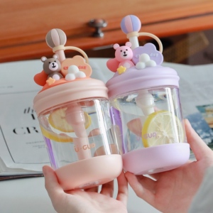 可爱吸管杯夏季女生高颜值超萌小熊网红儿童耐高温塑料搅拌冷萃杯