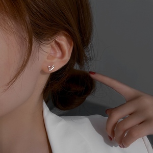 2个耳洞的耳饰女生耳钉韩版百搭气质韩式个性潮酷两个上下耳钉