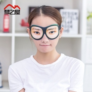 假眼睛贴纸睡觉