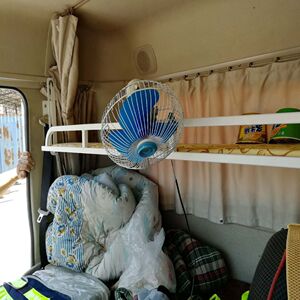 货车二层卧铺行李架改装卧铺天锦解放龙v不锈钢行李架欧马可s5.