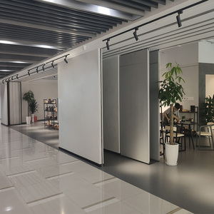 定制酒店实木隔音墙移动屏风展厅活动轨道展板高隔断可推拉伸缩墙