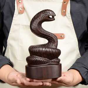 根雕蛇