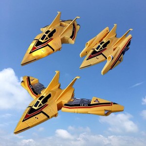 00zdl2001淘宝正版万代迪迦奥特曼飞机胜利飞燕