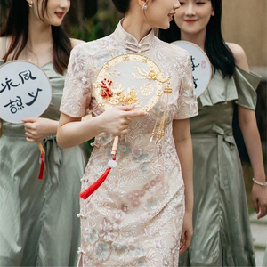 旗袍敬酒服女2024夏季新款新娘结婚改良订婚中式蕾丝礼服裙粉色
