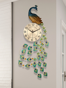 轻奢孔雀钟表挂钟客厅家用时尚创意大气挂表现代装饰静音石英时钟