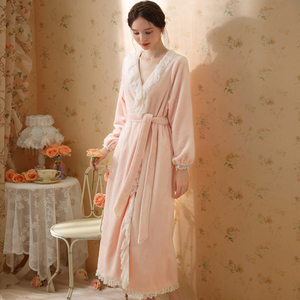 睡袍女冬季珊瑚绒薄款长款粉色蕾丝公主宫廷风法兰绒浴袍睡衣