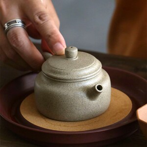 骄莲宜兴原矿紫砂壶纯全手工芝麻段泥斗茶小品壶德钟陈腐老料茶具