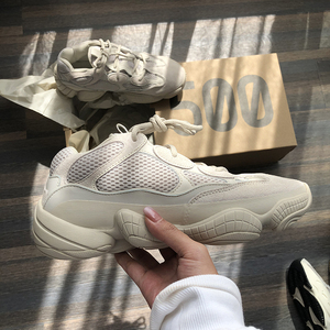椰子500黑武士老爹鞋女过毒正版海盐真爆700v2黑魂yeezy骨白男鞋