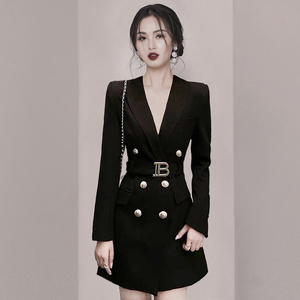 轻奢小众高端高级感晚礼服女年会生日小礼裙设计感黑色小西装日常