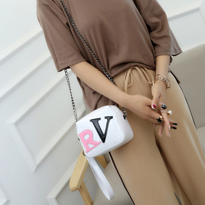 曲筱绡同款链条包