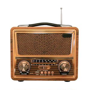 老式手提式录音机