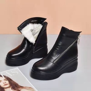 n2新款松糕厚底女靴时尚仙女风qye69331 真皮女鞋羊毛耐娇莉鞋业