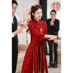 新中式敬酒服新娘酒红色旗袍改良简约秀禾服新款2024两件套结婚服
