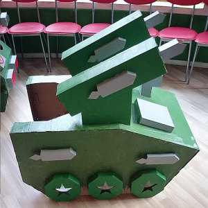 儿童大型玩具纸箱汽车模型纸壳纸板幼儿园手工diy制作材料坦克车