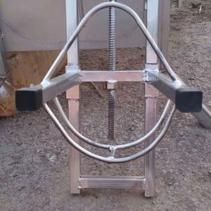 剪羊毛固定羊头架兽用升降辅助器母羊控制架配种羊场打针修蹄输液