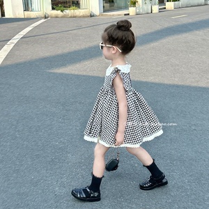 女童黑色格子娃娃领连衣裙2024夏季新款韩版女孩百搭小飞袖公主裙