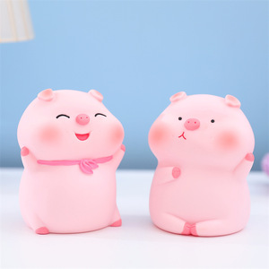 新款 创意卡通拍拍叫可爱兜兜猪软胶存钱罐送儿童摔不烂不可取摆