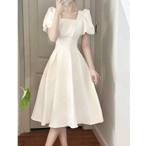 白色泡泡袖连衣裙女2024年春秋季新款裙子初春穿搭夏季法式小个子