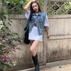 韩版成套上衣女设计感无袖牛仔马甲搭配慵懒宽松白t恤两件套装潮