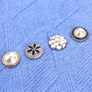 免缝纽扣小香风大衣扣毛衣羊绒毛呢大衣装饰扣开衫可拆卸免钉扣子