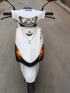 二手雅马哈125cc福喜巧格踏板摩托车gy6代步摩托车