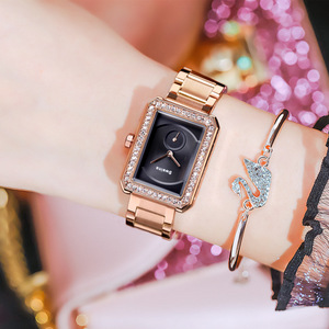 长方形手表女士白色时尚款2021简约大气手表