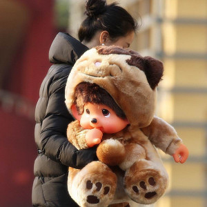 蒙琪琪娃娃女孩