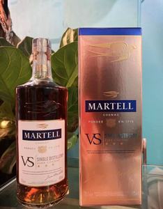 马爹利vs波本雨燕礼盒装700ml斤4法国进口洋酒martell 干邑白兰地