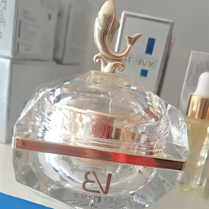 圣博*薇奢宠玉润贵妇膏新款美容院正品淡斑遮瑕滋养皮肤透亮