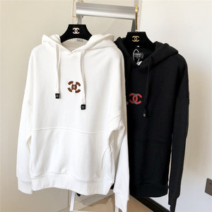 chanel/香奈儿女装休闲宽松连帽套头刺绣卫衣上衣黑色白色代购
