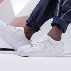 正品摩耐克韩版空军一号男款纯白男鞋运动板鞋女aj11女鞋小白鞋