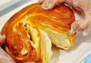 奥昆手撕包200g/270g丹麦手撕面包60个/箱半成品面团可颂烘焙原料