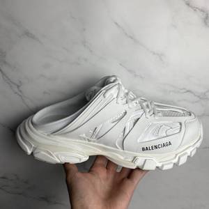 巴黎世家半拖鞋