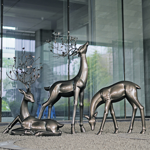 户外金色抽象仿铜梅花鹿雕塑玻璃钢售楼部园林草坪景观动物鹿摆件
