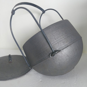 顶罐铁罐子生铁罐子老式传统炖锅铸铁家用铁罐四川煮饭顶锅鼎罐