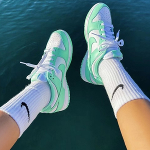 nike耐克袜子女夏季薄款长筒纯棉纤维中筒袜毛巾底运动袜健身白色