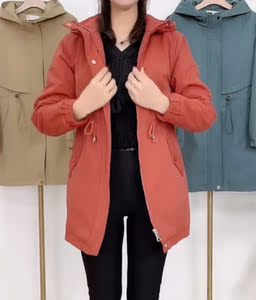 抖音三只樱桃服饰2021秋冬季新款加绒连帽字母刺绣中长款风衣外套