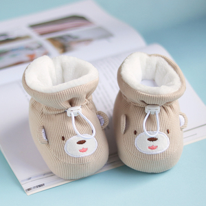 婴儿鞋子冬季宝宝棉鞋保暖鞋防掉新生儿加绒加厚婴幼儿护脚鞋袜套