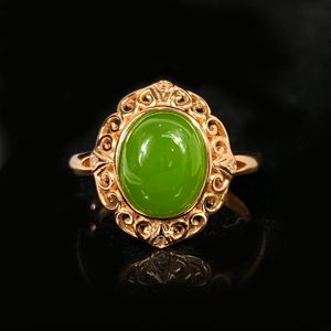 安伯曼和田碧玉菠菜绿鸽子蛋蕾丝如意纹包边925银镀玫瑰金戒指