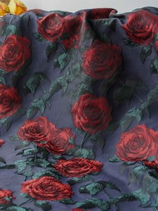 暗蓝底红玫瑰优雅复古女装连衣裙包花面料微弹礼服衬衣花束装饰布