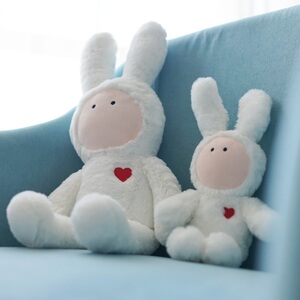 安东尼不二兔子周边