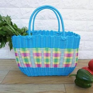 时尚挎包手提篮买菜篮编织收纳筐野餐篮购物水果礼品塑料藤编篮子