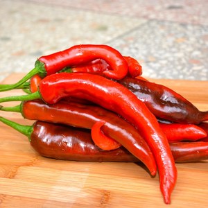 新鲜大红辣椒 牛角红辣椒湖南特产种植1-5斤包邮现摘