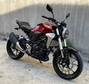 二手进口本田神驹250复古街车电喷水冷可上牌跑车400公路赛摩托车