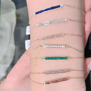 正品周大福星日系 轻奢 款925银镀黄金小豌豆手链 天然绿玛瑙堇