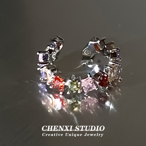 素圈轻奢锆石戒指女小众设计高级感彩色宝石开口食指戒气质指环