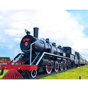 老式复古火车头模型蒸汽机模型东风铁艺报废大型绿皮火车车厢餐厅