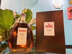 免税进口御鹿vsop1000ml hine法国原瓶进口干邑白兰地洋酒 英文版